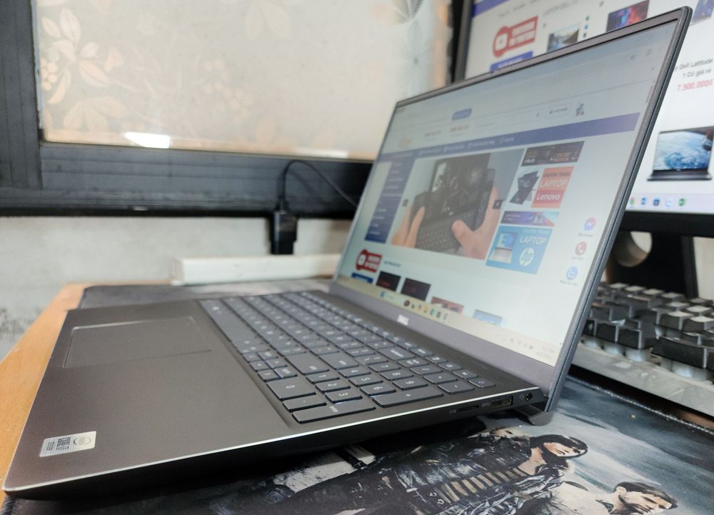 Dell Inspiron 7500
